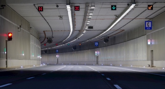Dbając o bezpieczeństwo kierowców w najdłuższym tunelu drogowym w Polsce